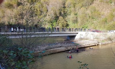 Güce’de Dereye Yuvarlanan Otomobilin Sürücüsü Aranıyor
