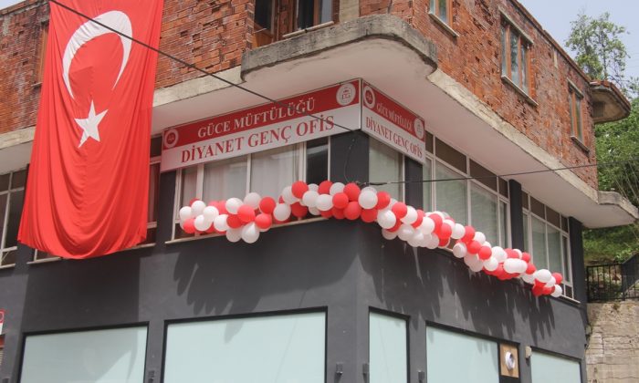 Güce’de Diyanet Gençlik Ofisi Açıldı