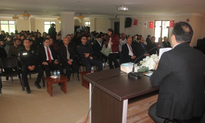 Güce’de Rus İşgali ve Harşit Savunması Konulu Konferans Düzenlendi