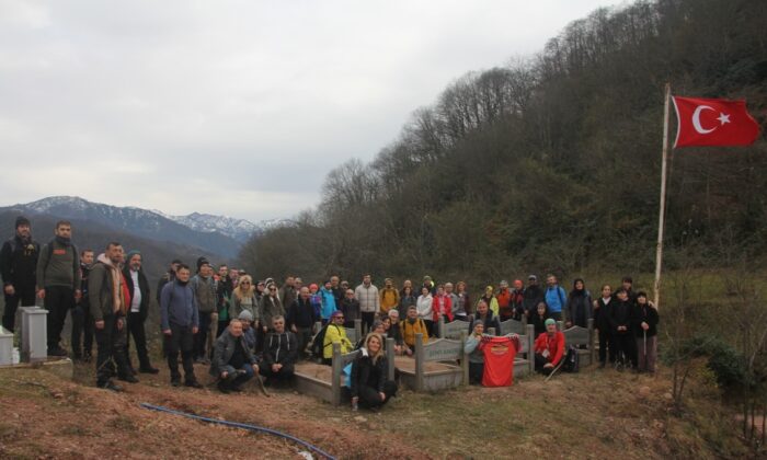 Güce’de Şehitlere Saygı ve Vefa Yürüyüşü Düzenlendi.